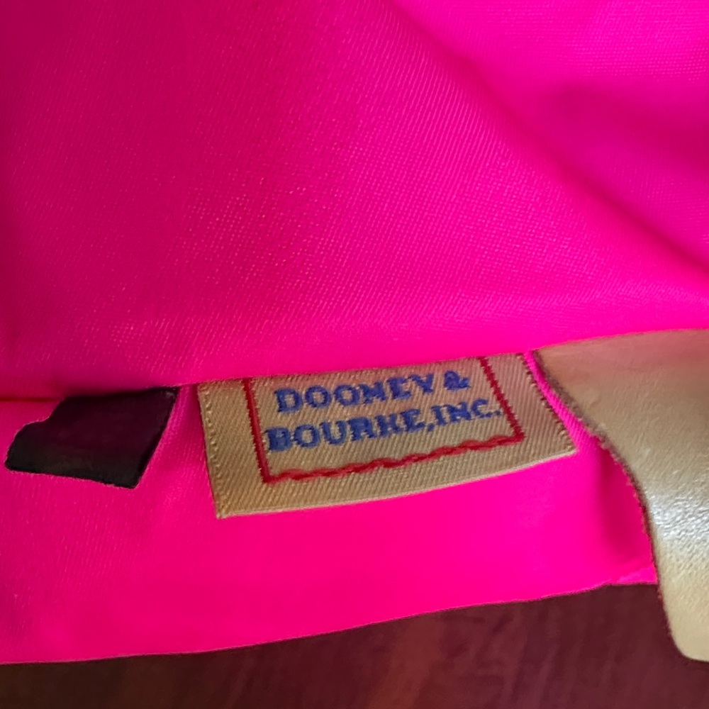 Vintage: Dooney & Bourke - Doodle bag with bright pink lining - Picture 4 of 11
